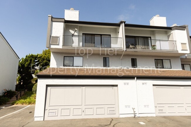 Photo - Beautiful 2 bed, 2.5 bath, 1373 sqft Townh...