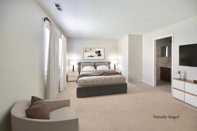 Photo - 2245 Hedgerow Road Unit B