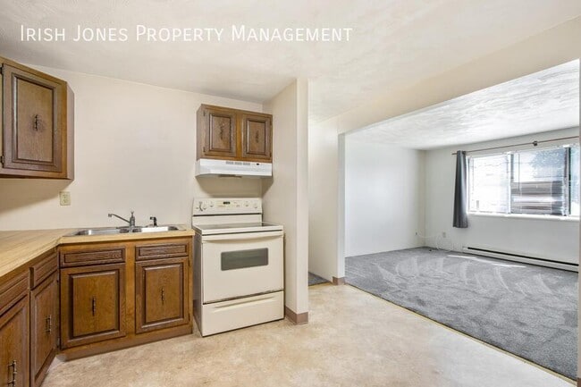 Photo - 9234 Niemel Dr Unit Apt. 4