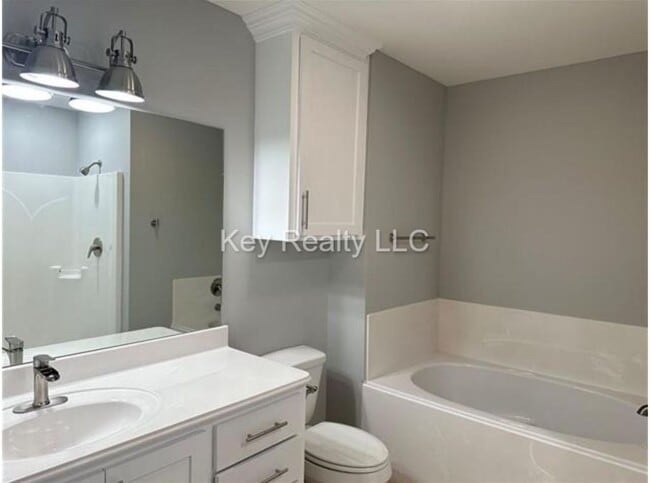 Photo - 3213 Stimson Ave