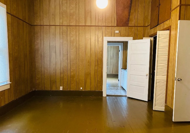 Photo - 411 Gordon St