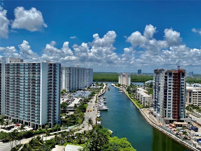 Building Photo - 15811 Collins Ave Unit 1605 Rental