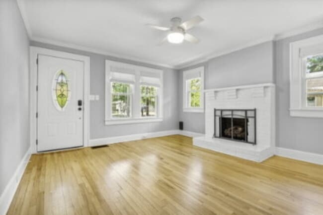 Photo - 280 E Ohio Ave