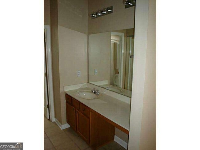 Photo - 972 Windcroft Cir NW