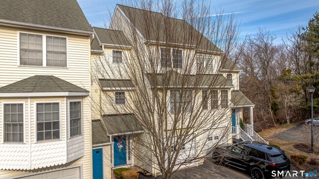 Photo - 280 Old Lambert Rd Unit 280