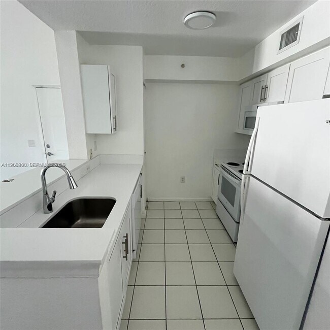 Photo - 15410 SW 284th St Unit 8307