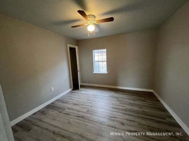 Photo - 950 S 10th St