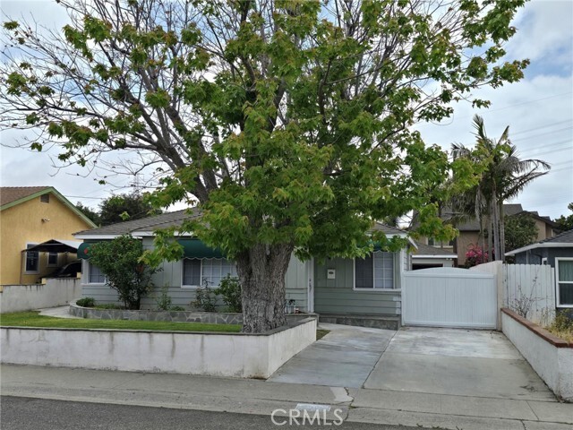 Photo - 2923 Perkins Ln