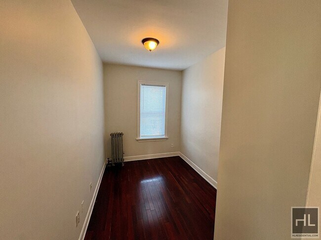 Photo - LOGAN AVENUE, BRONX Unit 2