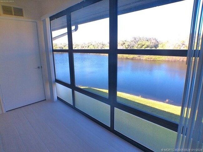 Photo - 641 SW South River Dr Unit 204