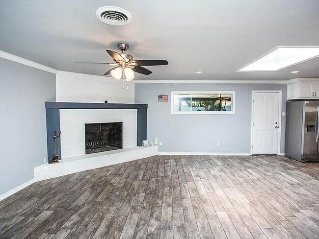 Photo - 4211 49th St