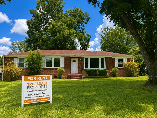 Building Photo - 4504 Force Dr NW