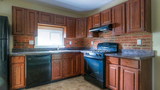 Photo - 35348 Sheffield St