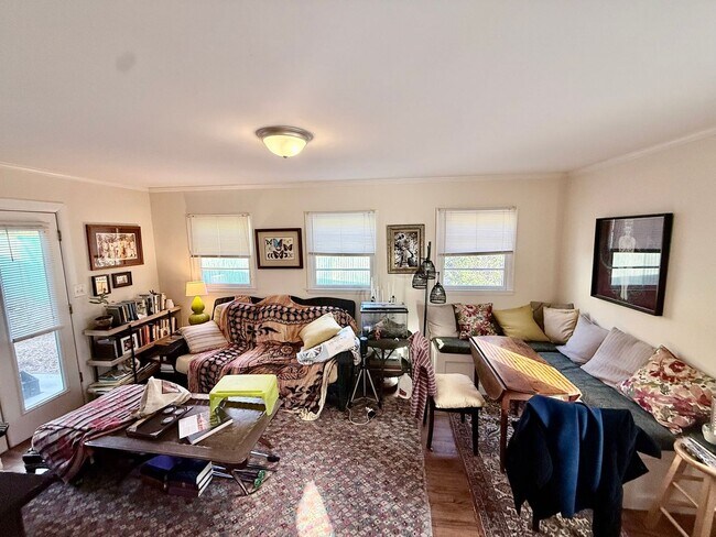 Photo - 195 Barrow St Unidad Barrow St 195-A