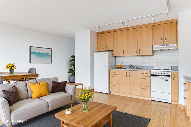 Photo - 3100 N Lake Shore Dr Unit 1906