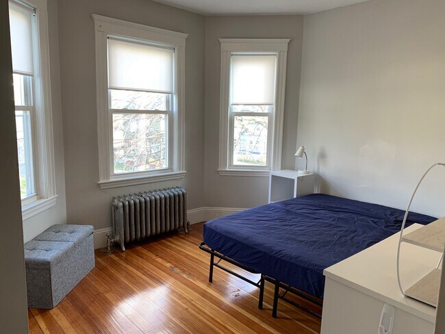 Photo - 15 Sumner St Apartment Unit 2