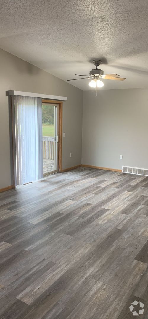 Building Photo - ON6120 Unit ON6120 Rental