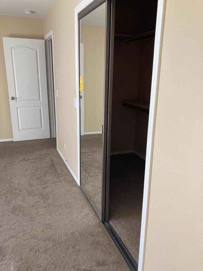 Photo - 211 Alyssum Cir