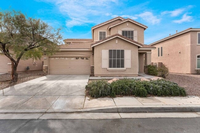 Building Photo - Spacious 5-Bedroom Henderson Home with Bal...