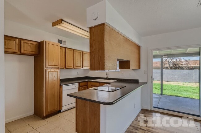 Photo - 17834 N 9th Ave