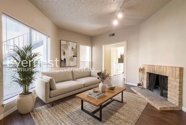 Photo - 3729 Thistlemont Dr