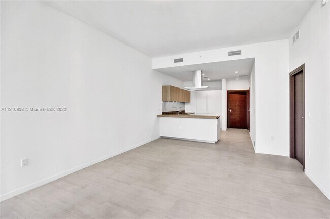 Photo - 1000 Brickell Plz Unit 1804