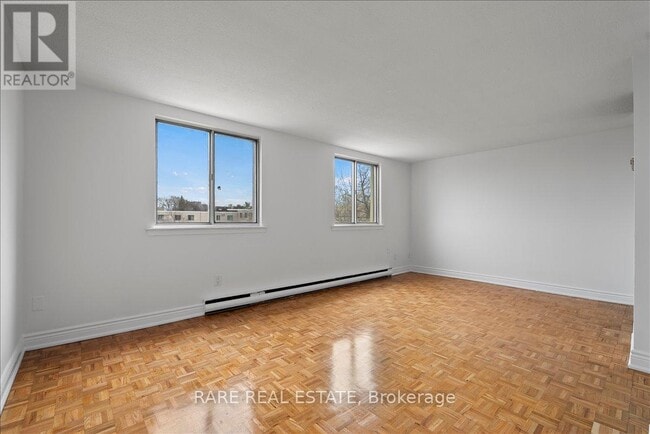 Photo - 7555 Goreway Dr Unit 205