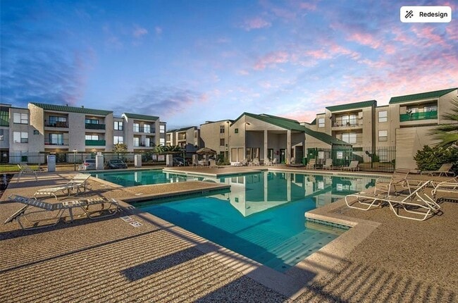 Building Photo - 2826 S Bartell Dr Unit 25 Rental