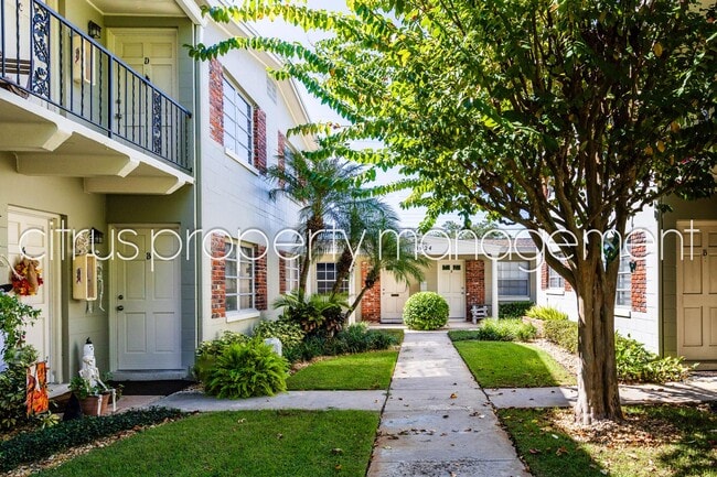 Building Photo - McLean Fairway 3022D Unit 3022D