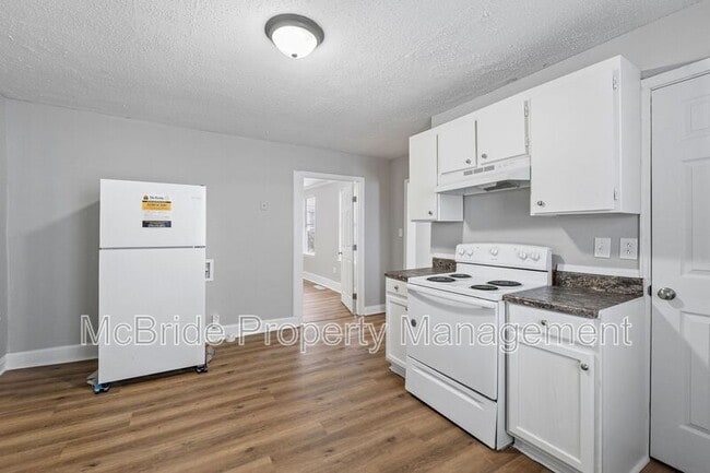 Photo - 1827 Hicks St
