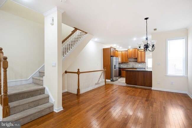 Photo - 3987 Terrace St
