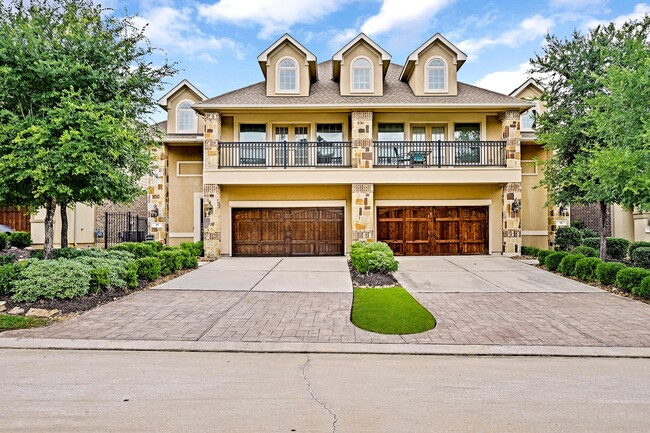 Photo - 15 Dylan Branch Dr