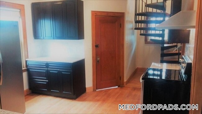 14 Renfrew St Unidad 2