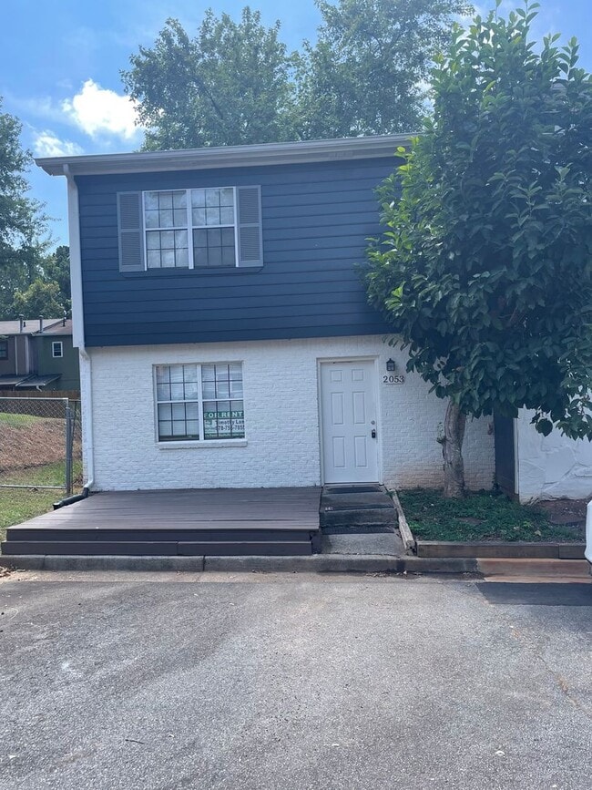 Photo - Newly Remodeled 2Bed/2.5Bath Townhome For ...