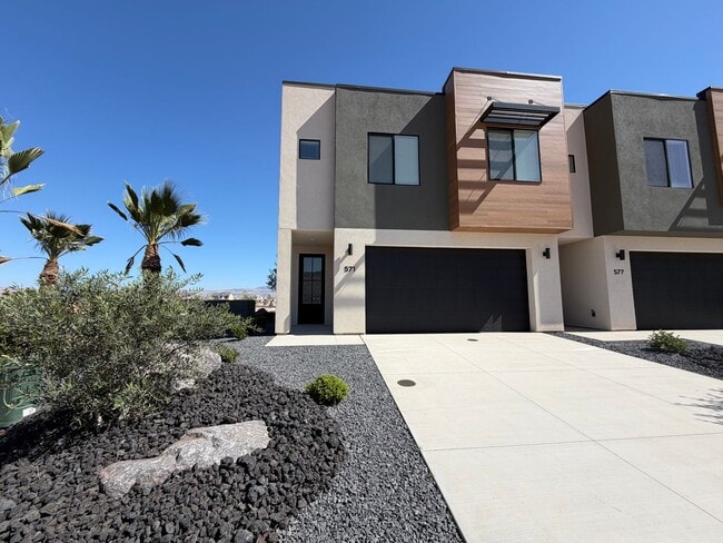 Photo - BRAND NEW TOWNHOME FOR RENT BY CRIMSON CLIFFS!