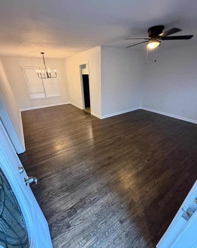 Photo - 146 Doolittle Dr