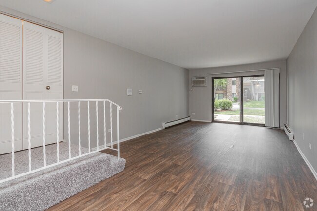 Emerald Pointe Apartments