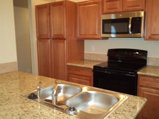 Photo - 1745 W McGlinchey St Casa