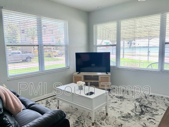 Photo - 701 S 26th St Unit B