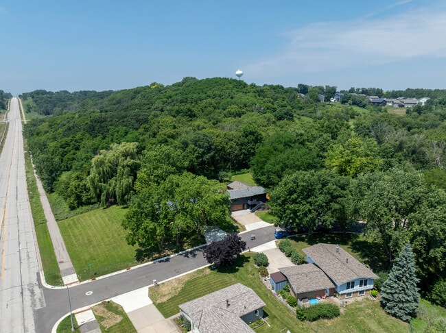 Photo - 3951 Willow Ct SW