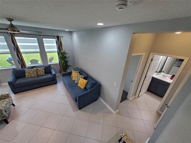 3813 San Isidro Cir