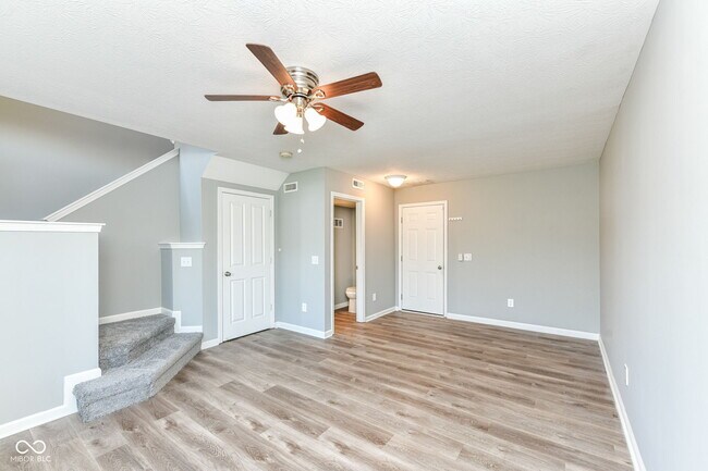 Photo - 9050 Mercer Dr