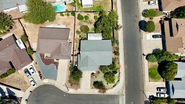 3430 Bahia Pl