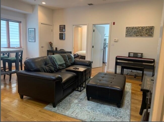 Photo - 2 Beech St Unit 301
