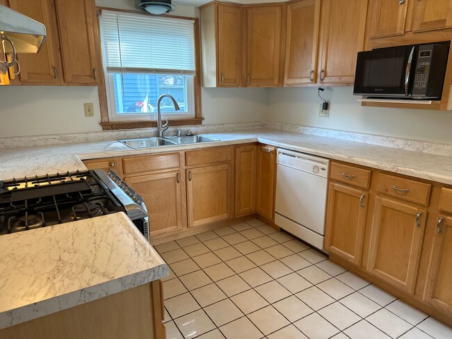 Photo - 3725 Sussex Ln