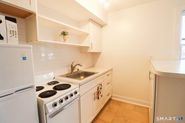 Photo - 51 Franklin St