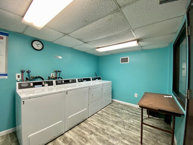 Photo - 10 N Wood Ave Unit 419