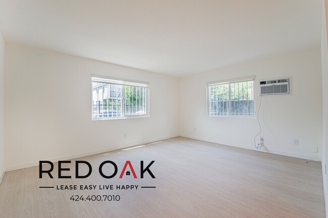 912 N Ridgewood Pl Unidad 2