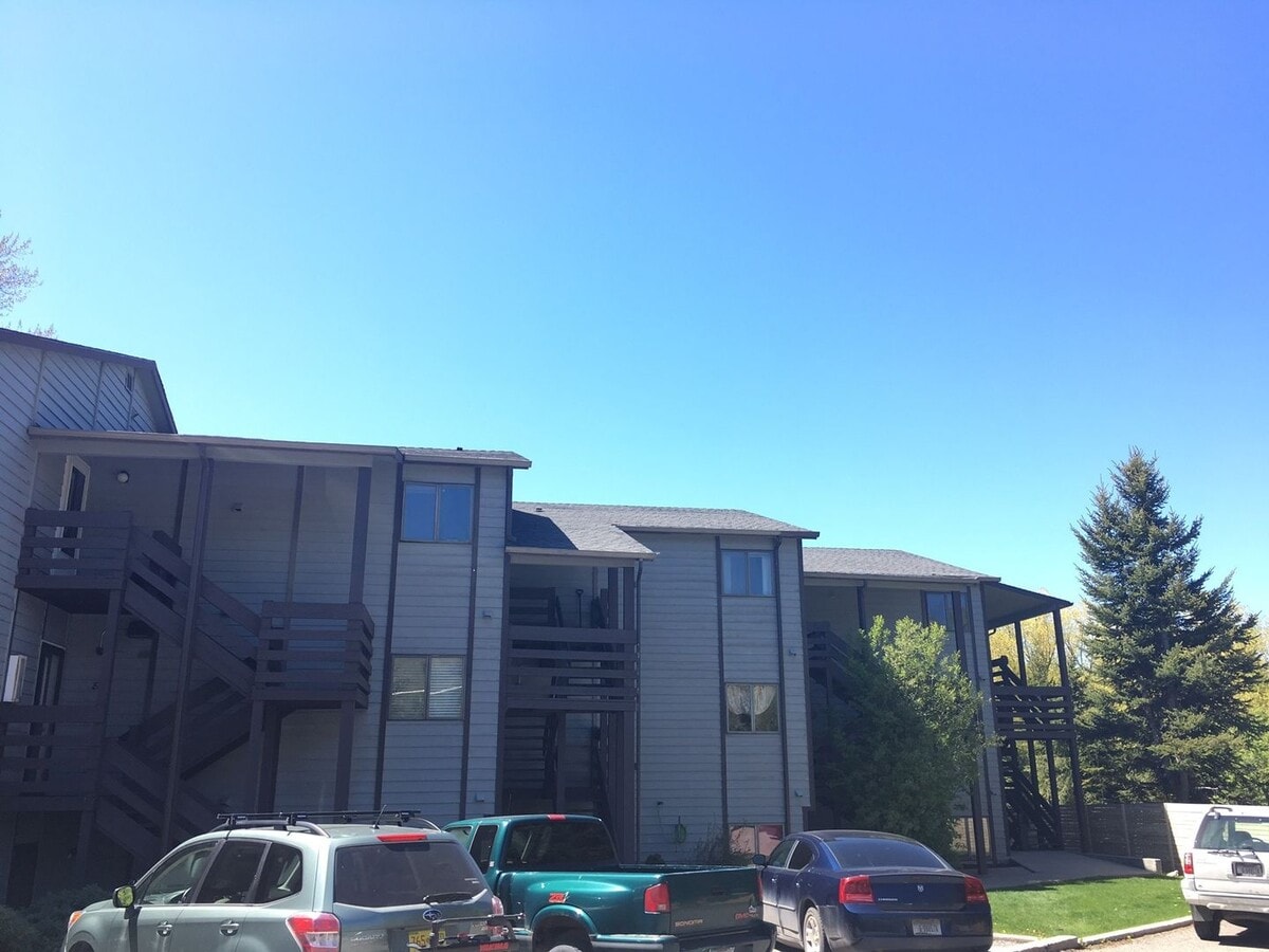 Balcony overlooks Hyalite Creek - Balcony overlooks Hyalite Creek Casa
