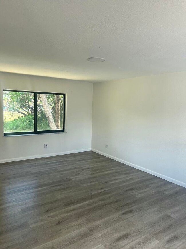 Photo - 652 Hernando St Unidad B